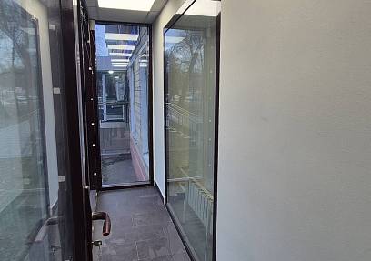 Пр-т Андропова, 30 (99 м)