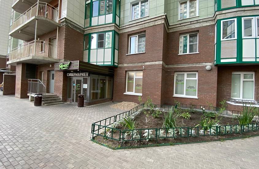 Аренда, ул. Игоря Мерлушкина,12 (193 м2) - фото-3
