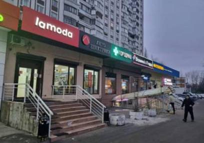 Аренда, Трофимова 32 к1, (121 м2)